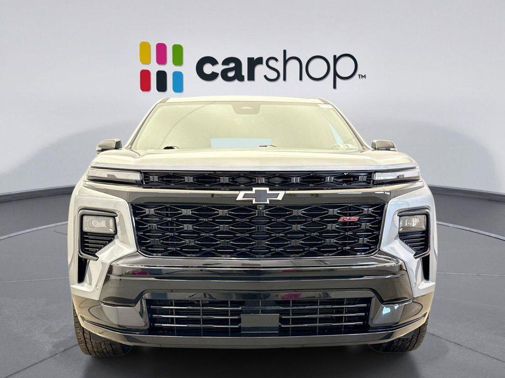 used 2024 Chevrolet Traverse car, priced at $49,799
