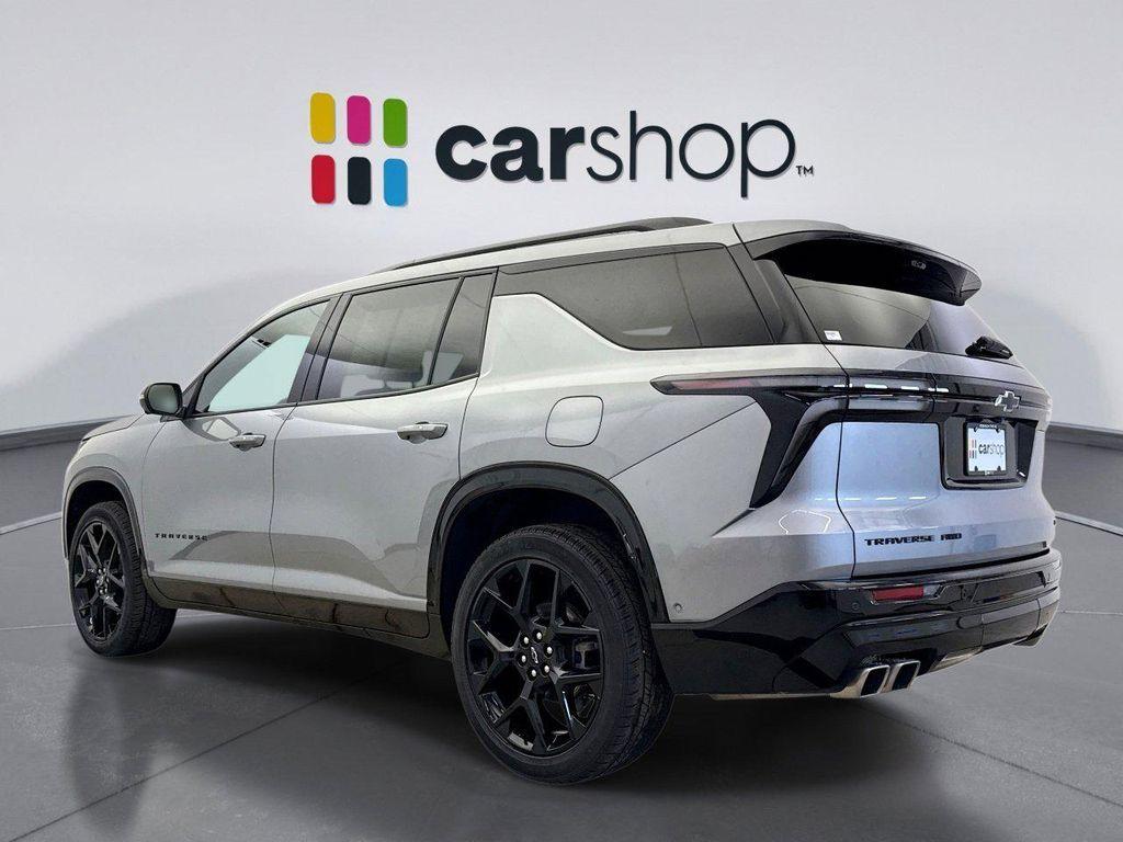 used 2024 Chevrolet Traverse car, priced at $49,799