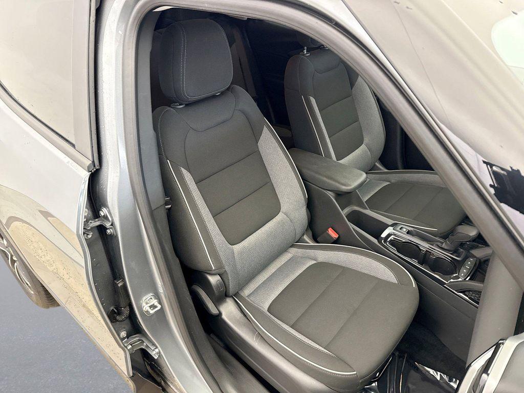 used 2025 Chevrolet TrailBlazer car, priced at $23,097