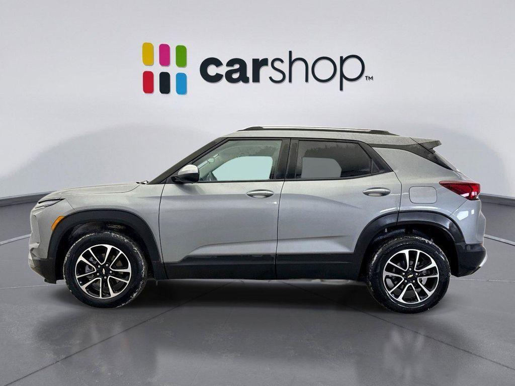 used 2025 Chevrolet TrailBlazer car, priced at $23,999