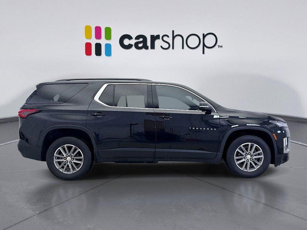 used 2023 Chevrolet Traverse car, priced at $32,000