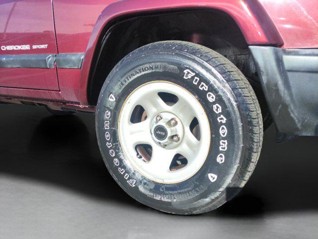 used 2001 Jeep Cherokee car, priced at $7,462