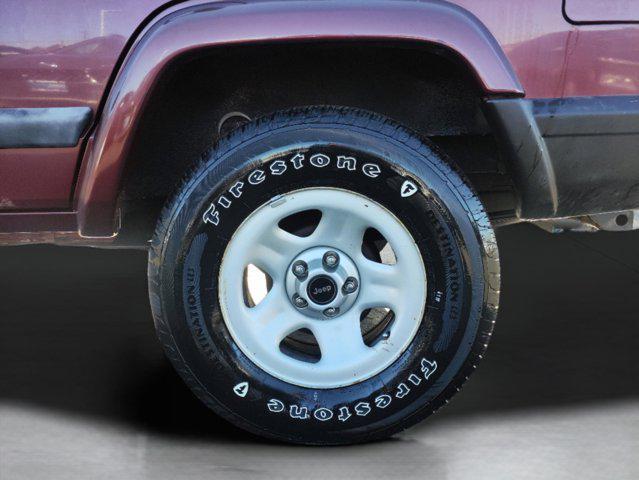 used 2001 Jeep Cherokee car, priced at $7,462