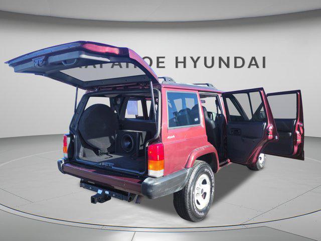 used 2001 Jeep Cherokee car, priced at $7,462