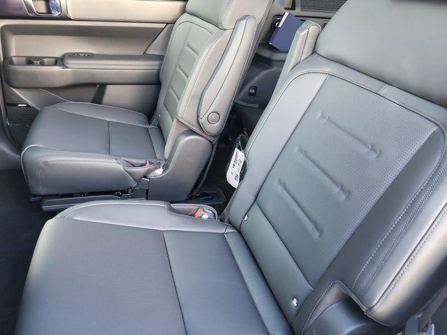 new 2026 Hyundai SANTA FE HEV car, priced at $50,962