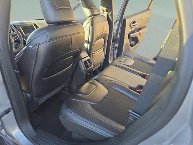 used 2019 Jeep Cherokee car, priced at $14,697