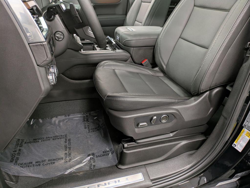 used 2026 GMC Yukon XL car, priced at $88,551