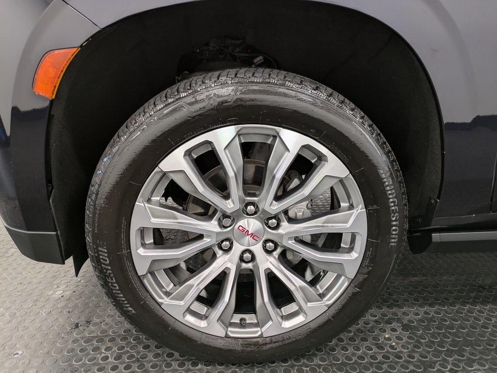 used 2022 GMC Yukon XL car, priced at $57,900