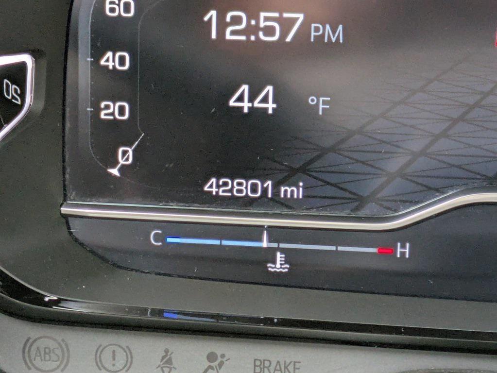 used 2022 GMC Yukon XL car, priced at $57,900