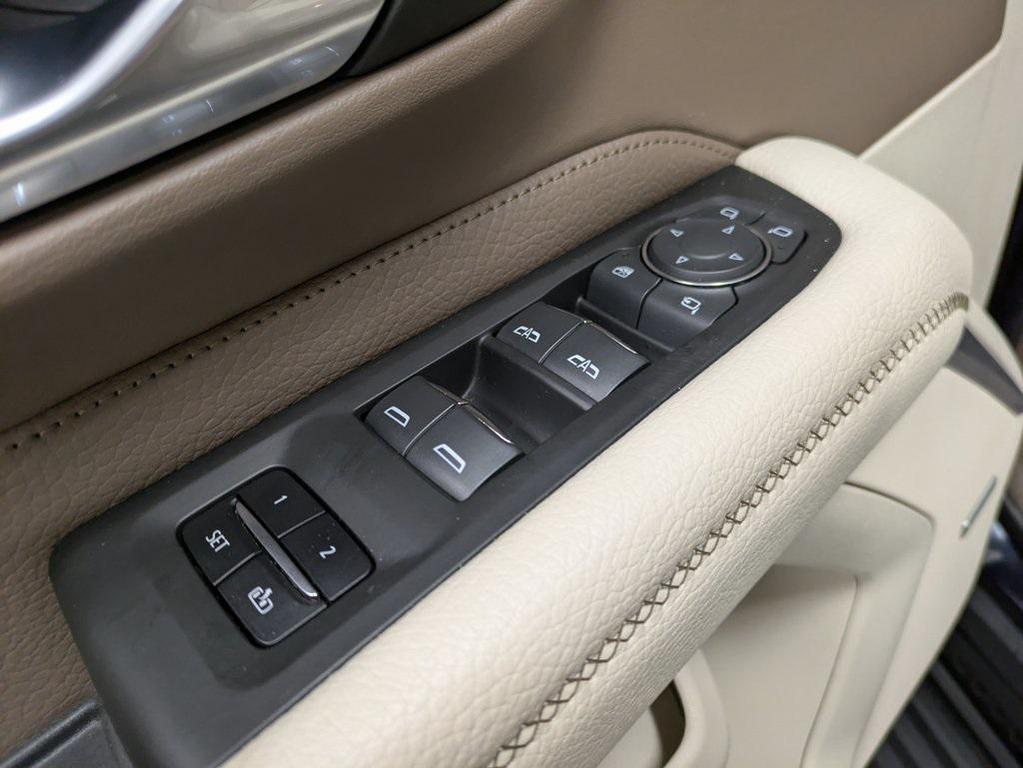 used 2022 GMC Yukon XL car, priced at $57,900