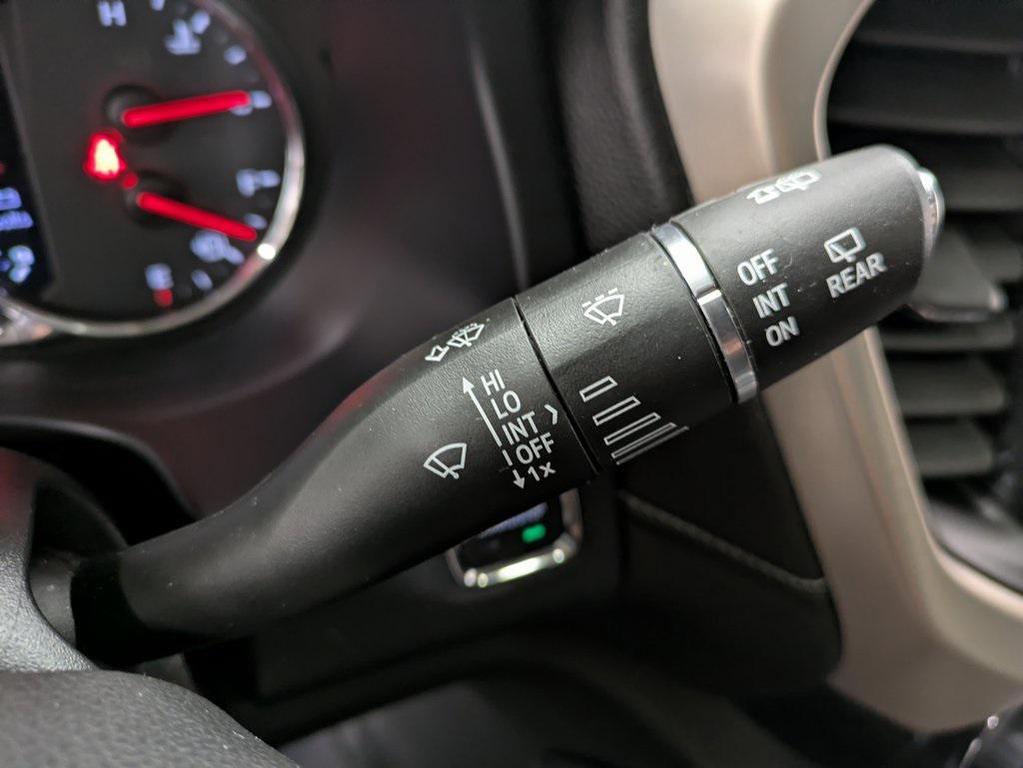 used 2023 GMC Acadia car, priced at $38,900