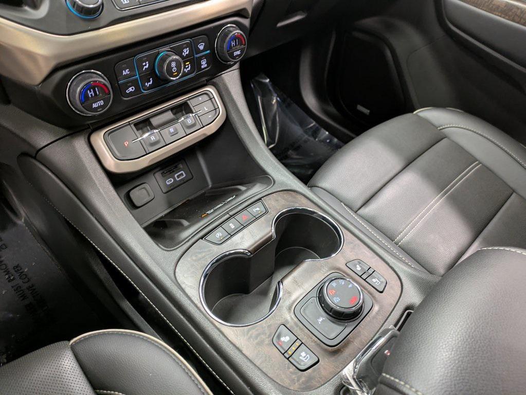 used 2023 GMC Acadia car, priced at $38,900