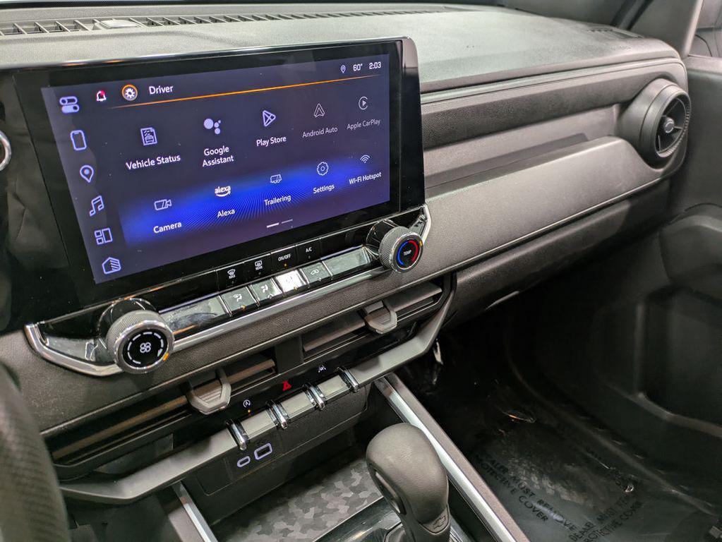 new 2024 Chevrolet Colorado car, priced at $36,900