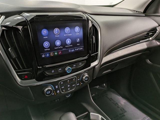 used 2021 Chevrolet Traverse car, priced at $27,497