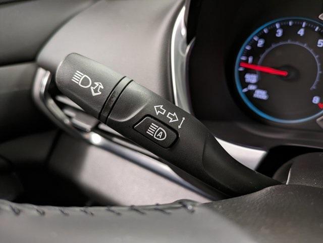 used 2021 Chevrolet Traverse car, priced at $27,497