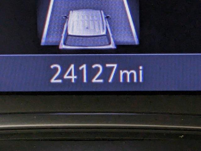 used 2021 Chevrolet Traverse car, priced at $27,497