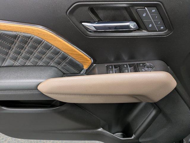 used 2024 GMC Canyon car, priced at $47,138