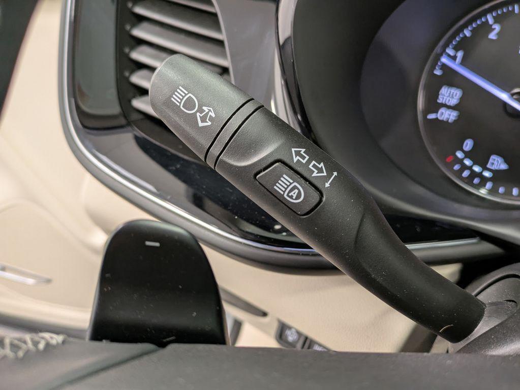 used 2023 Buick Envision car, priced at $33,410