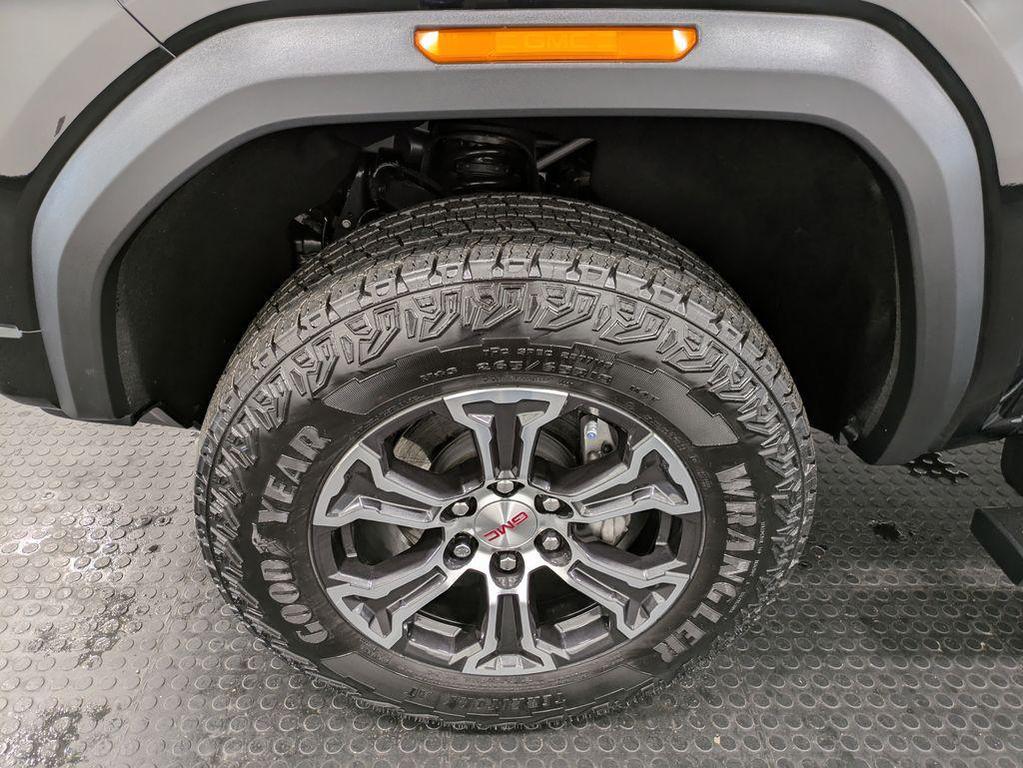 used 2025 GMC Canyon car, priced at $42,489