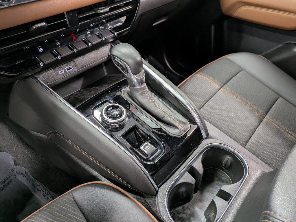 used 2024 GMC Canyon car, priced at $40,597