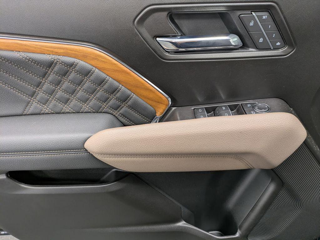 used 2025 GMC Canyon car, priced at $48,900