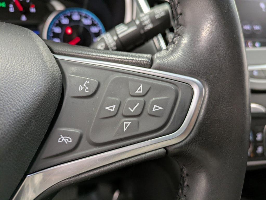 used 2022 Chevrolet Equinox car, priced at $23,500