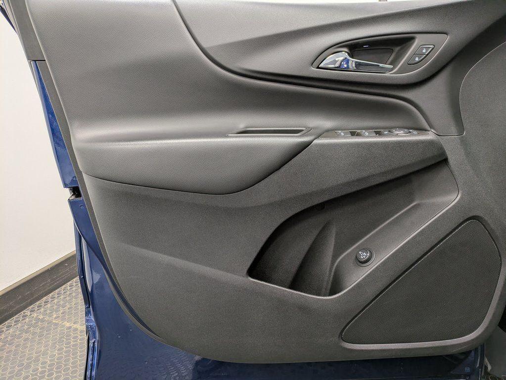 used 2022 Chevrolet Equinox car, priced at $16,816