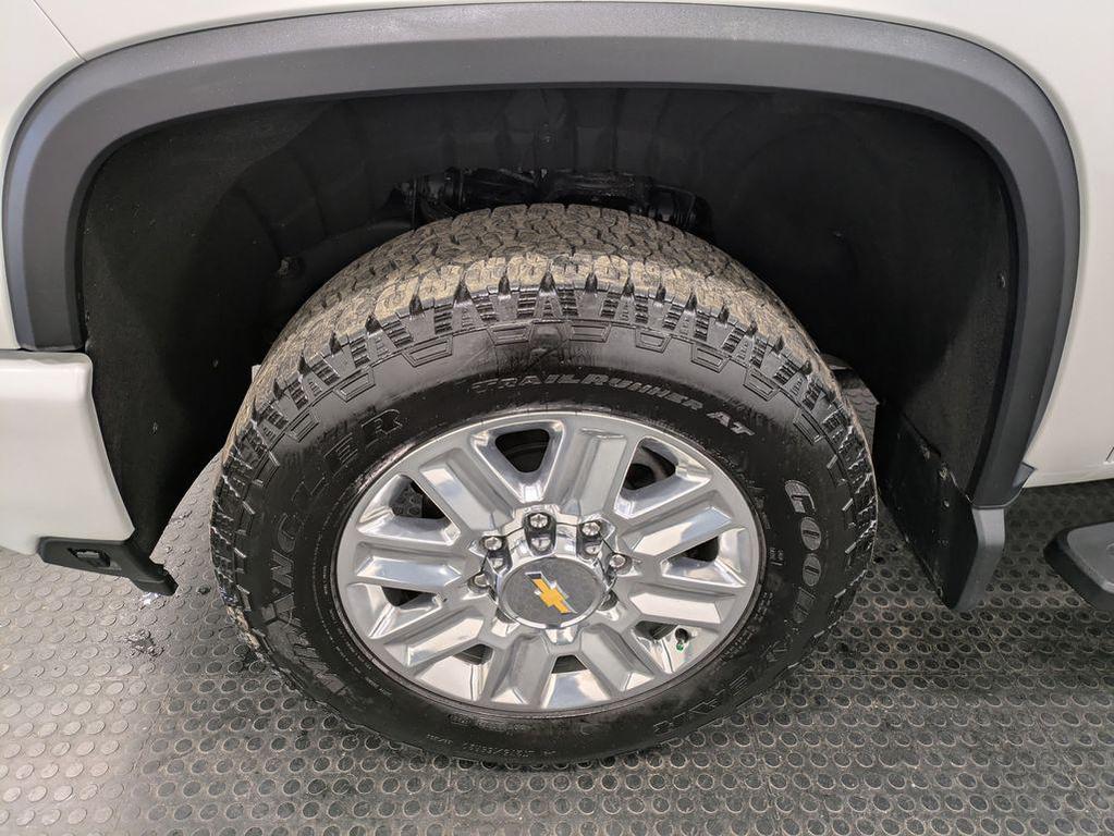 used 2025 Chevrolet Silverado 2500 car, priced at $77,900