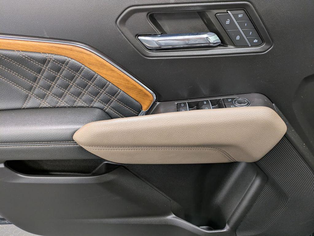 used 2023 GMC Canyon car, priced at $42,948