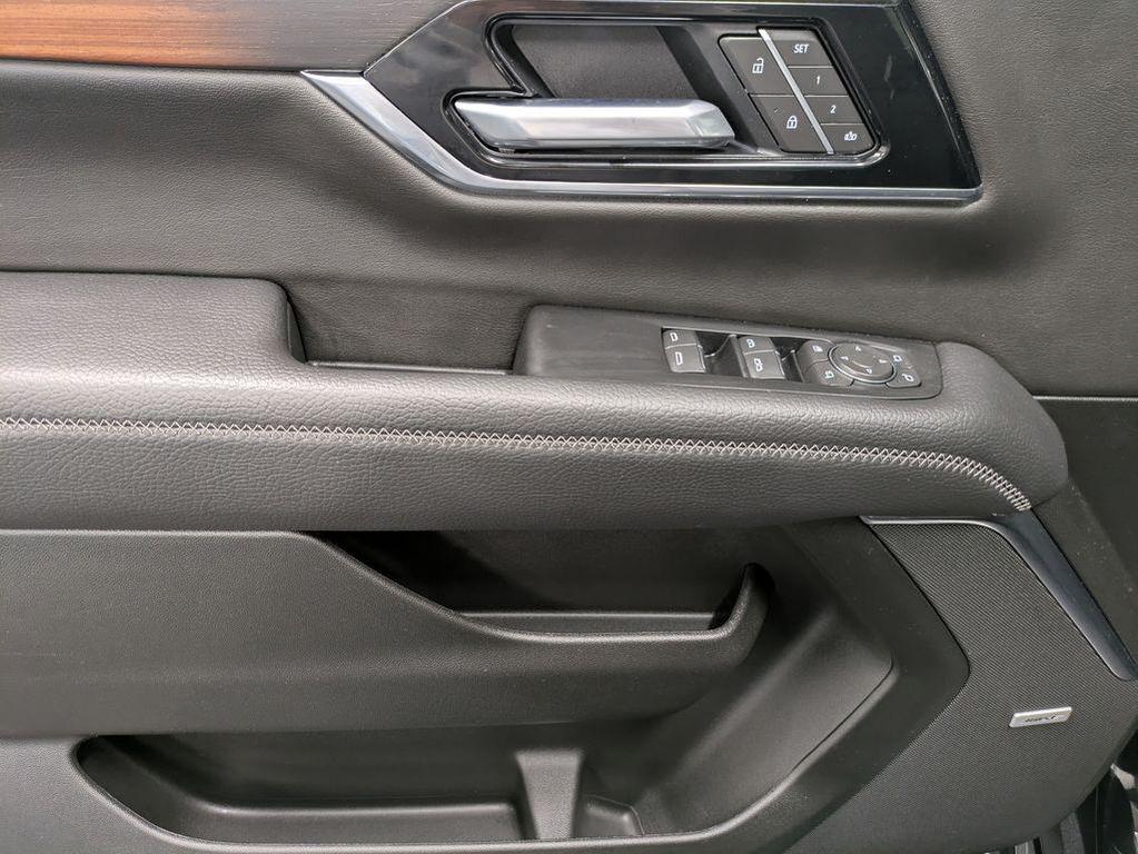 used 2026 GMC Yukon XL car, priced at $91,900