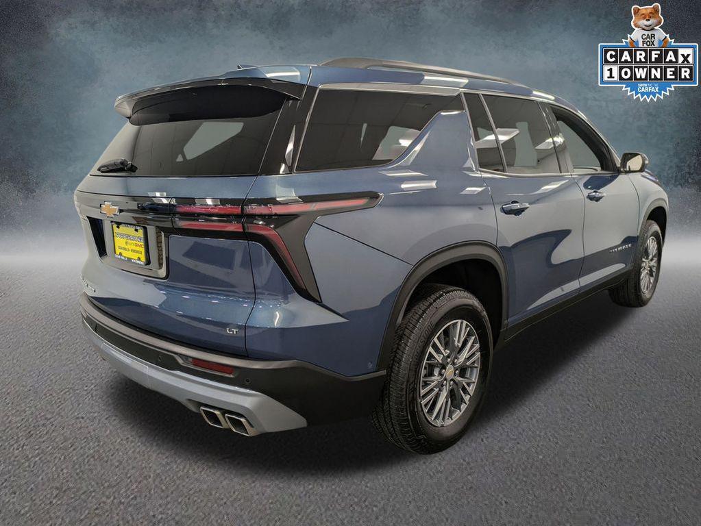 used 2024 Chevrolet Traverse car, priced at $37,489