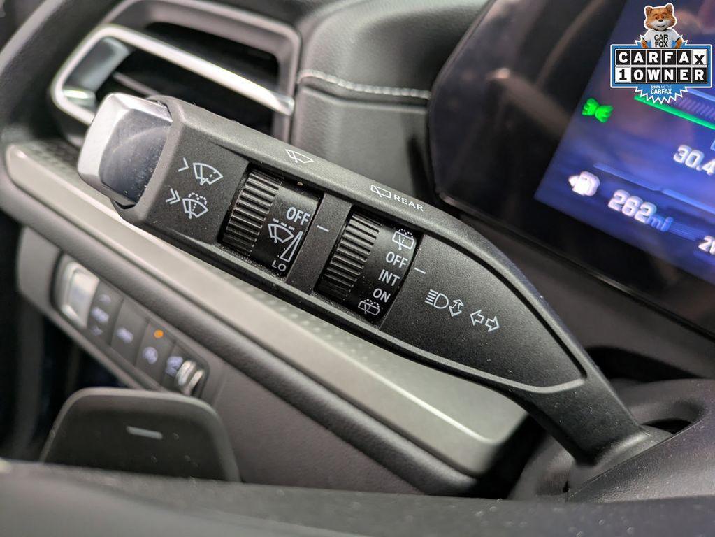 used 2024 Chevrolet Traverse car, priced at $37,489