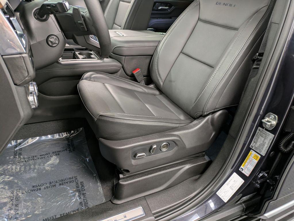 used 2026 GMC Yukon XL car, priced at $89,900