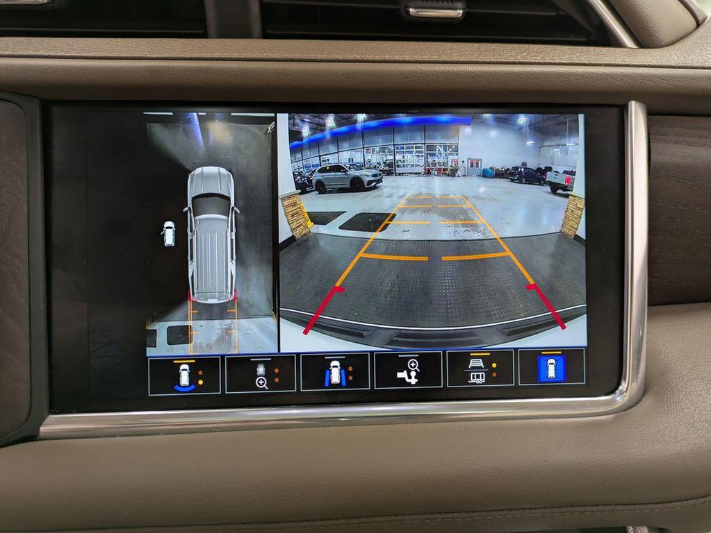 used 2024 GMC Yukon car, priced at $73,900