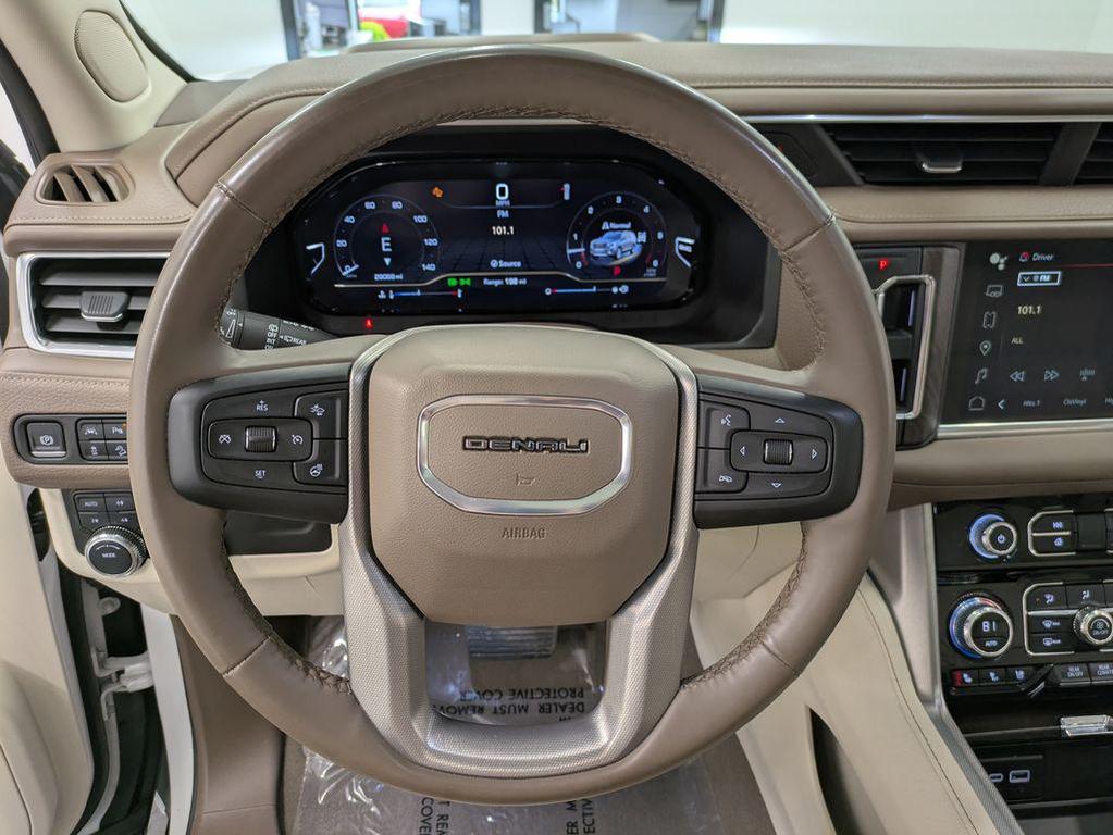 used 2024 GMC Yukon car, priced at $73,900