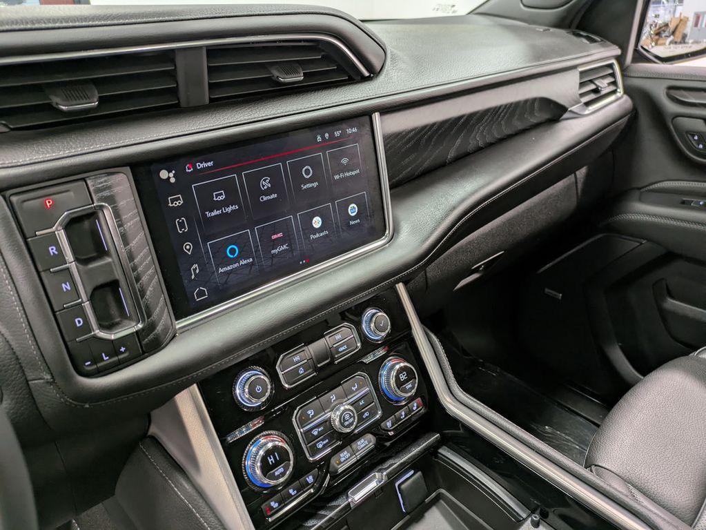 used 2024 GMC Yukon car, priced at $71,806