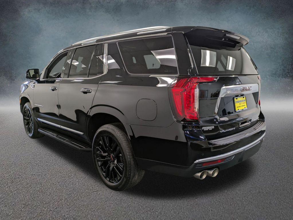 used 2024 GMC Yukon car, priced at $71,806