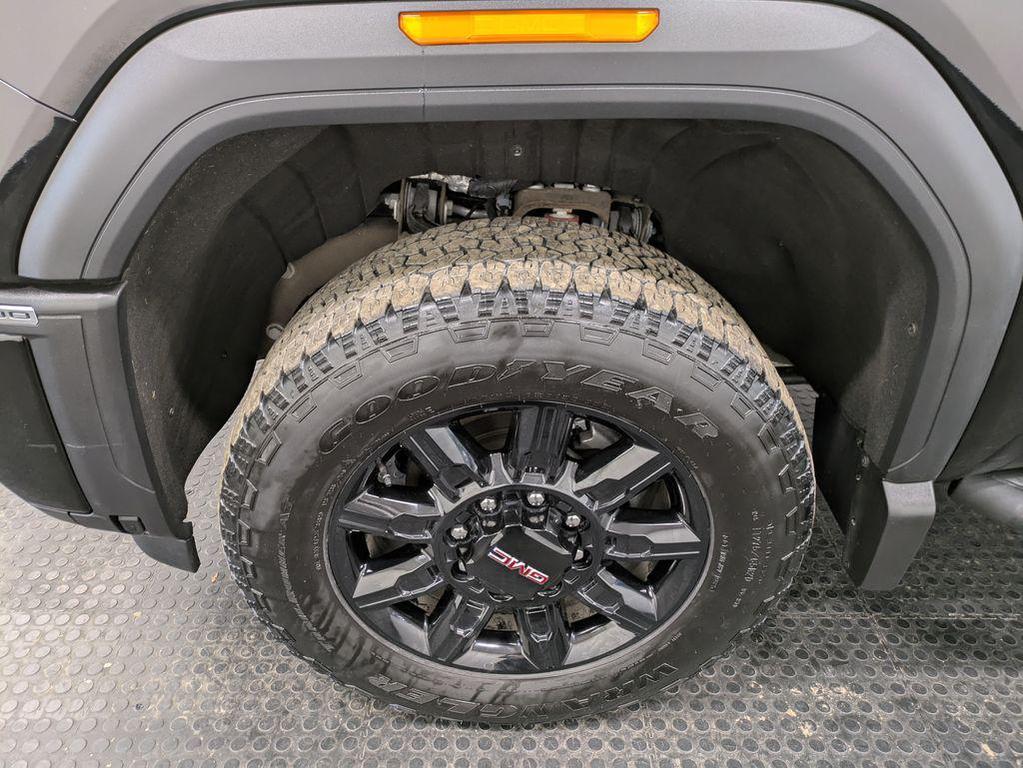 used 2025 GMC Sierra 2500 car, priced at $73,294