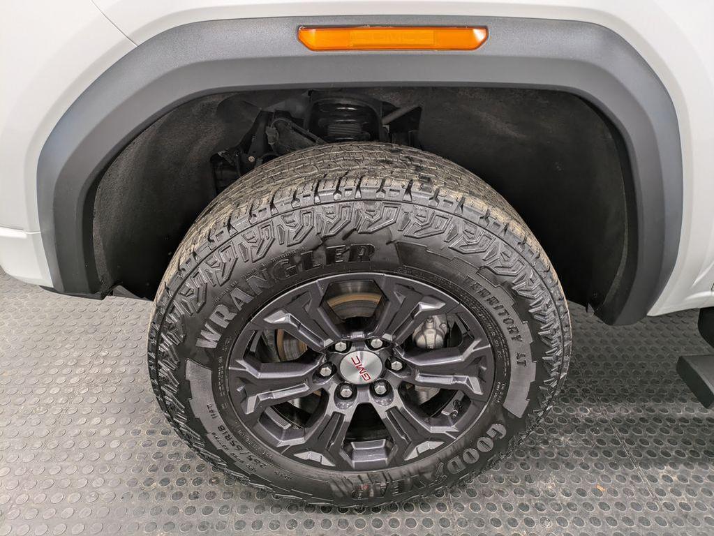 used 2023 GMC Canyon car, priced at $36,346