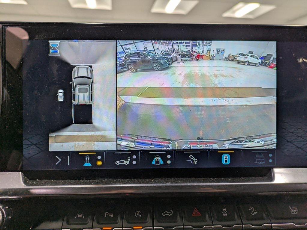 used 2023 GMC Sierra 1500 car, priced at $43,900