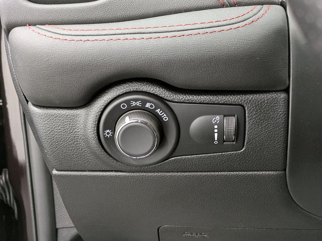 used 2025 Dodge Durango car, priced at $42,900