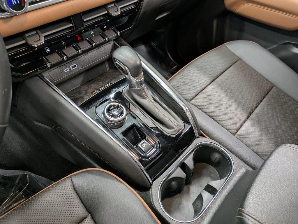 used 2024 GMC Canyon car, priced at $42,900