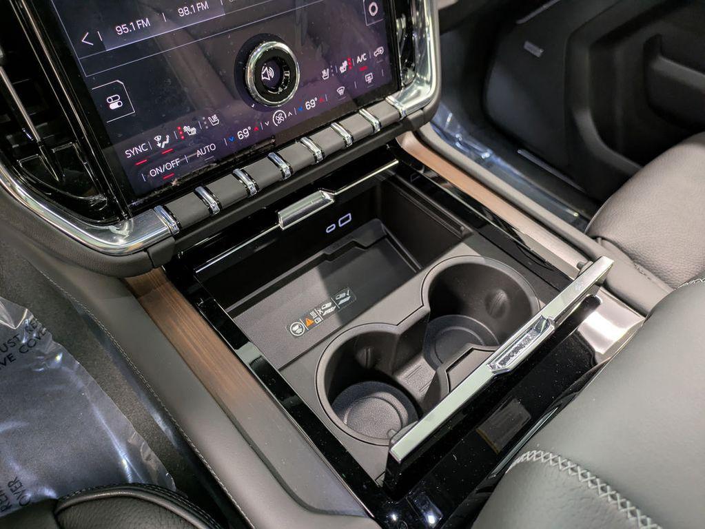 used 2026 GMC Yukon XL car, priced at $88,551