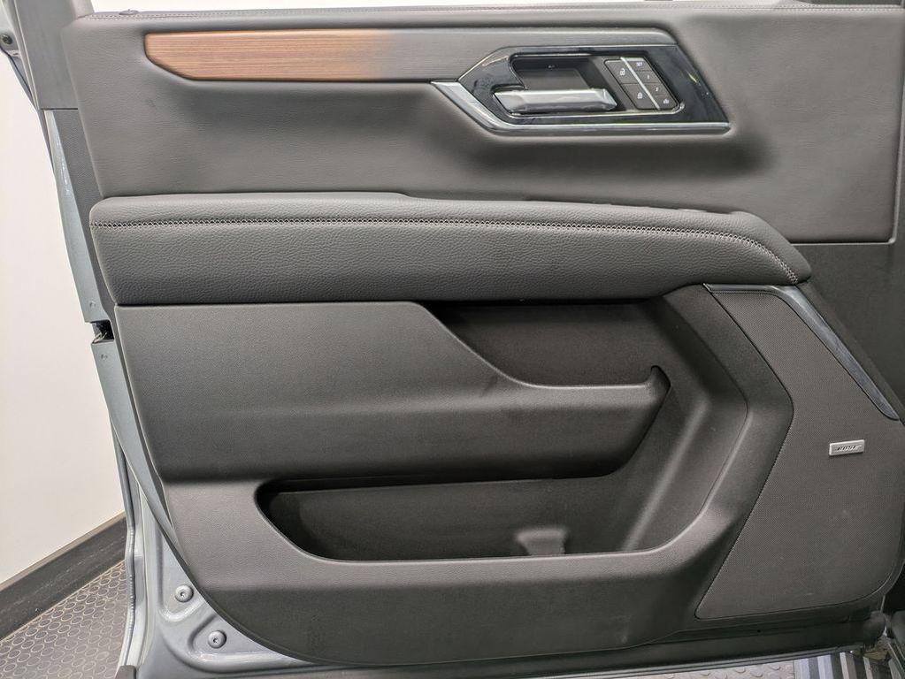used 2026 GMC Yukon XL car, priced at $88,551