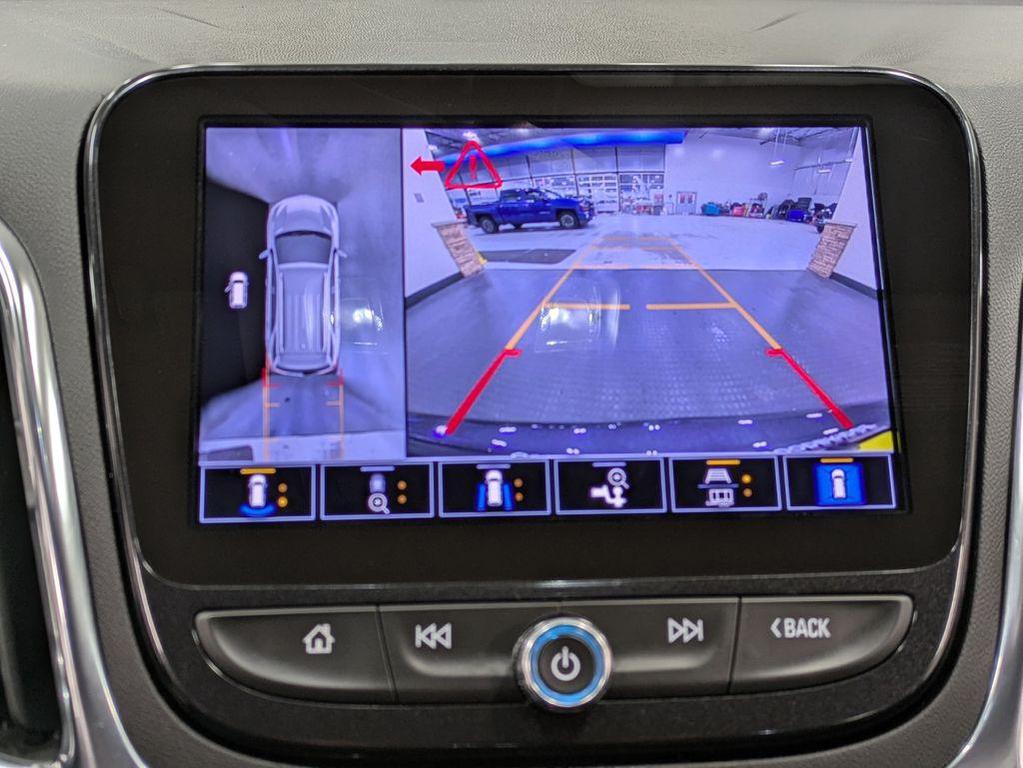 used 2022 Chevrolet Equinox car, priced at $27,900