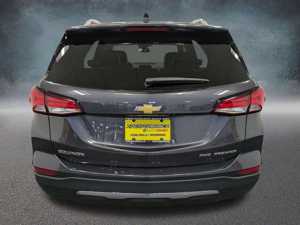 used 2022 Chevrolet Equinox car, priced at $27,900