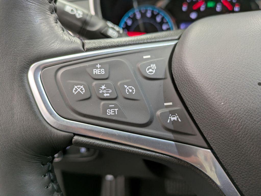 used 2022 Chevrolet Equinox car, priced at $27,900