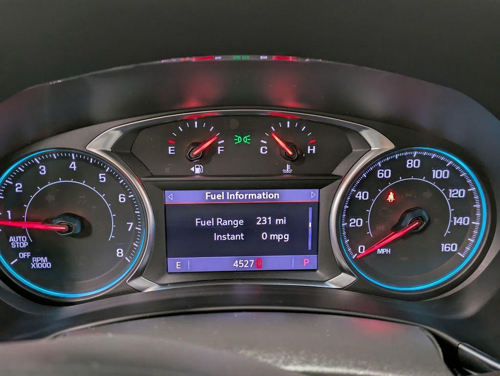 used 2022 Chevrolet Equinox car, priced at $27,900
