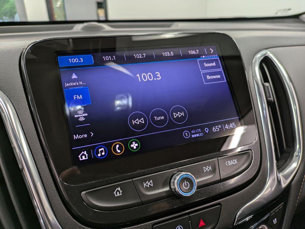 used 2022 Chevrolet Equinox car, priced at $27,900