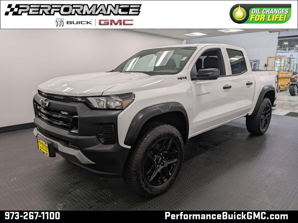used 2024 Chevrolet Colorado car, priced at $37,900